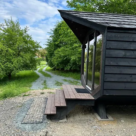 Pod Strání 2 Luxusní stan Kninicky